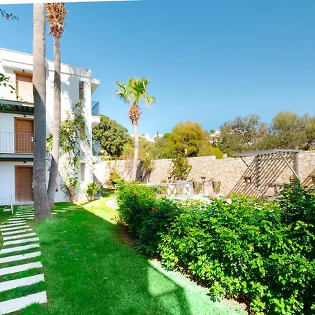With Balcony Shared Pool Near Beach Διαμέρισμα *